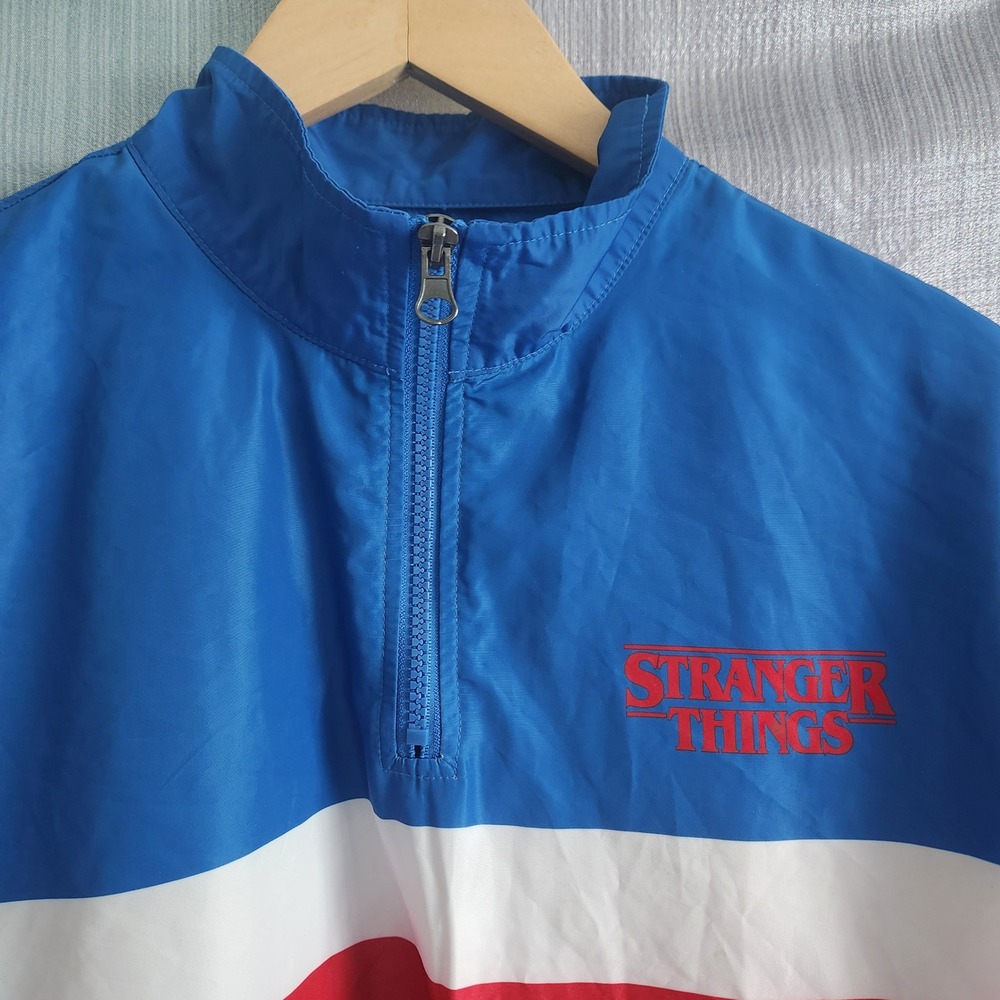 Stranger Things Netflix Blue White Red Colorblock Quarter Zip Windbreaker Size M
